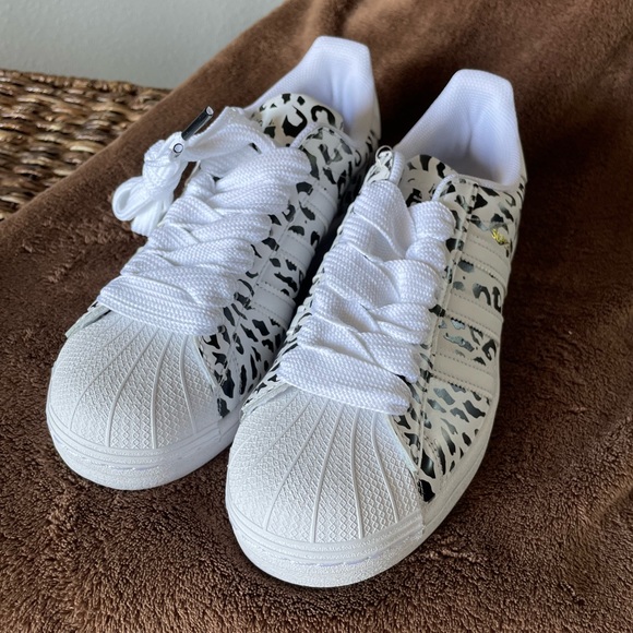 White Leopard Adidas - Picture 2 of 5